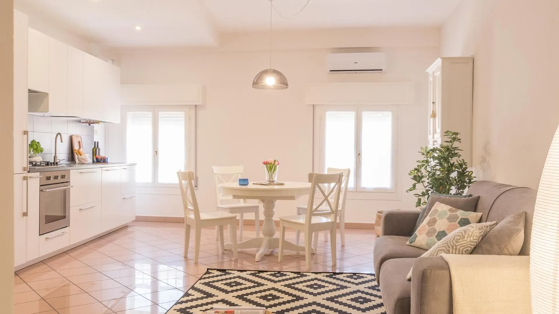 Apartment Palazzo Spada - Appartamento Cigno Con 2 Camere Da Letto Codigoro Italy